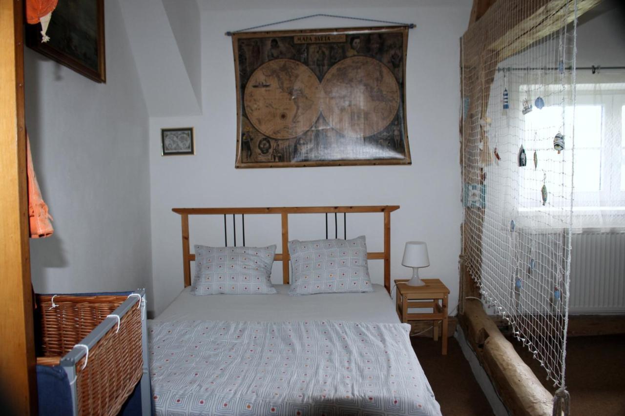 Statek Křížové pole Apartamento Vyšší Brod Exterior foto